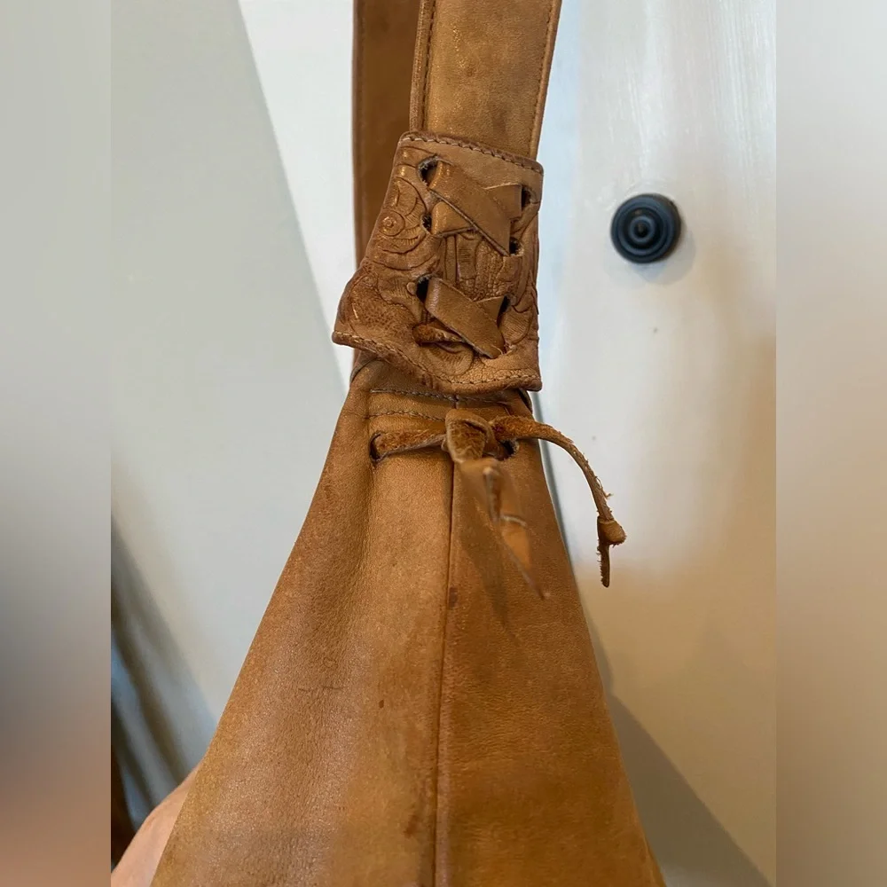 Creations by Lama Western Women’s Bag Brown Leather Fringe Pull